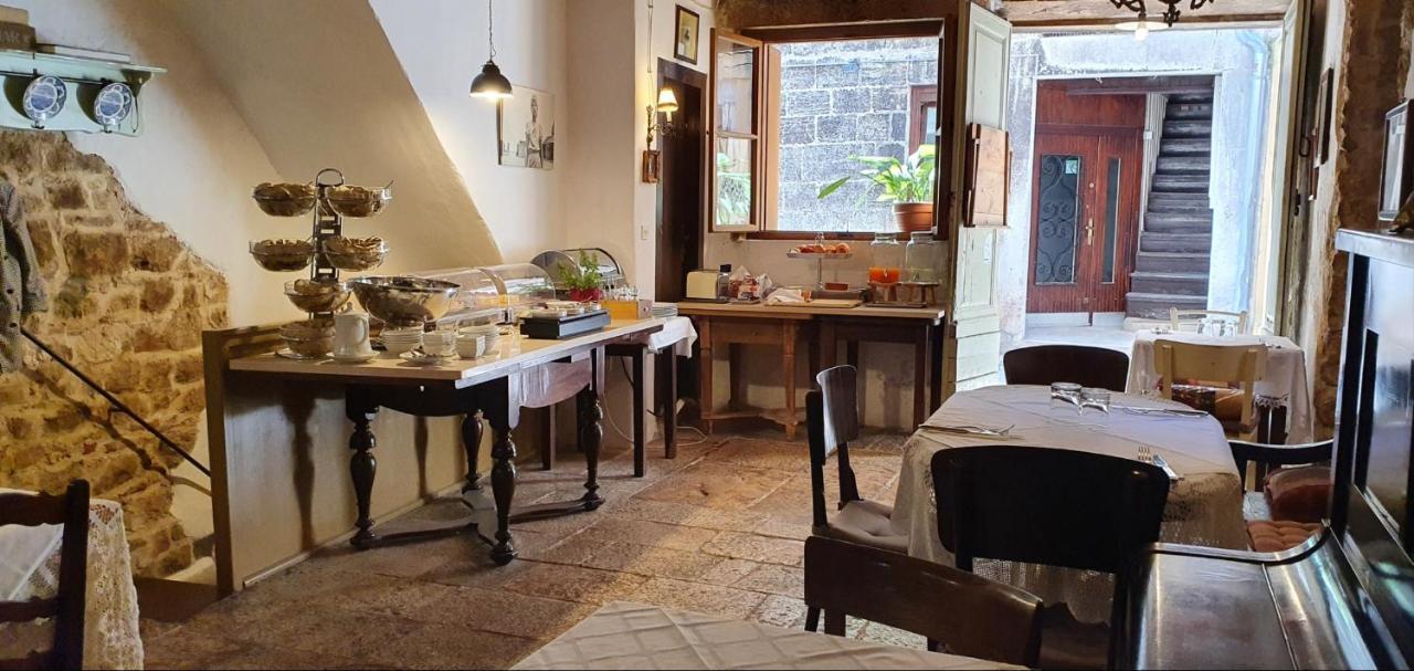 B&B Palace Basilico 1580. Rovinj Bagian luar foto